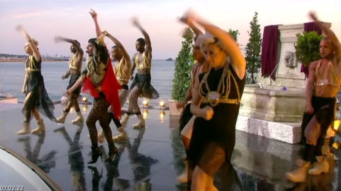 Lady GaGa - Judas (Le Grand Journal)