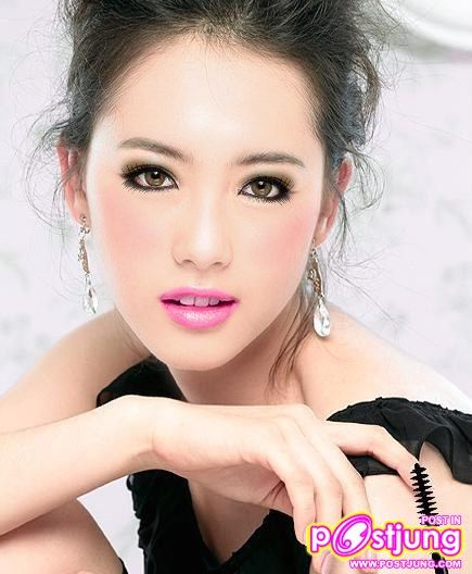 เมื่อดาราเกาหลีแต่งหน้าแบบเทพีสงกรานต์คุณคิดว่าใครน่าจะได้ตำแหน่ง