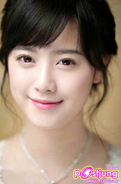 เมื่อดาราเกาหลีแต่งหน้าแบบเทพีสงกรานต์คุณคิดว่าใครน่าจะได้ตำแหน่ง