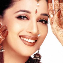 อีกเพลงที่โด่งดังของ Madhuri Dixit ดาราสาวอินเดีย พร้อมลิงค์โหลดเพลง