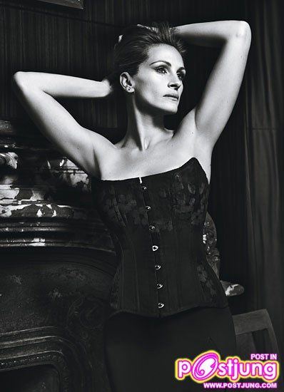 Julia Roberts & Tom Hanks @W Magazine June 2011