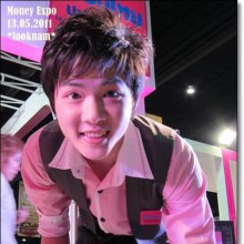แอมป์ [TS7] @งานMoney Expo 2011