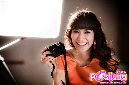 พลอย-เฌอมาลย์ ภาพเบื้องหลังโฆษณา เรโซนา ดราย สเปรย์