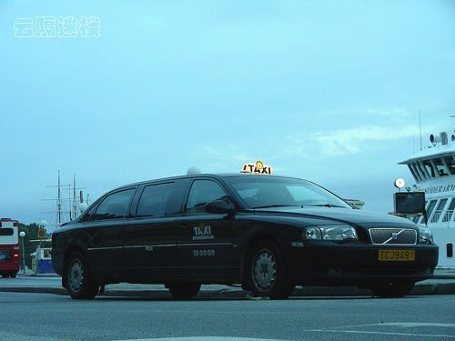 OMG !!! แท็กซี่ที่ดูไบ ที่สุดของเมืองรถหรู