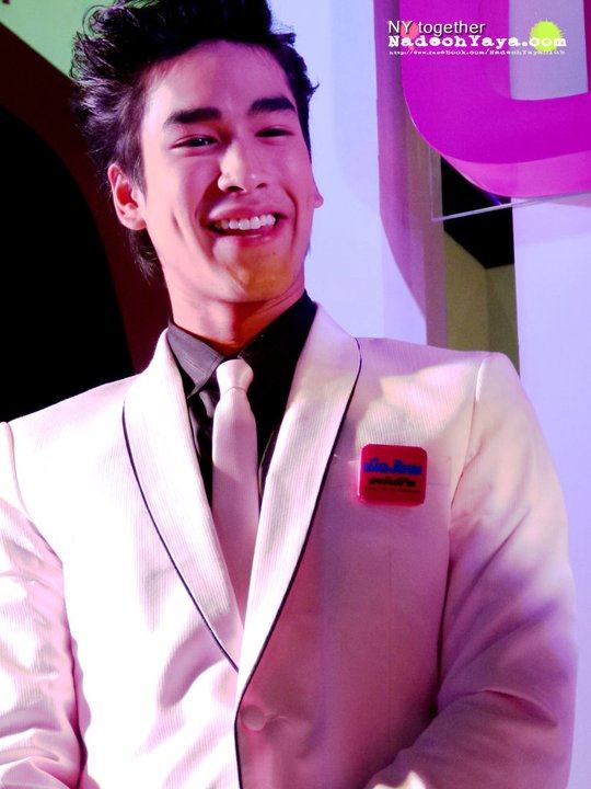 ณเดชน์ @ งานMoney Expo 2011