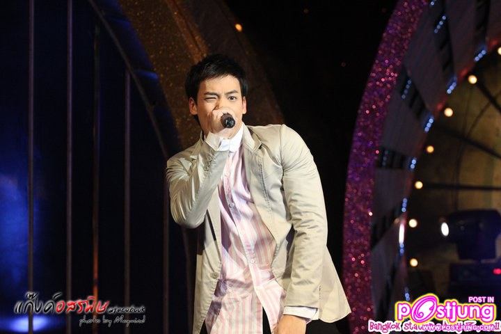 โตโน่ / บี้ / นก-สินจัย อัดรายการ Bangkok Station