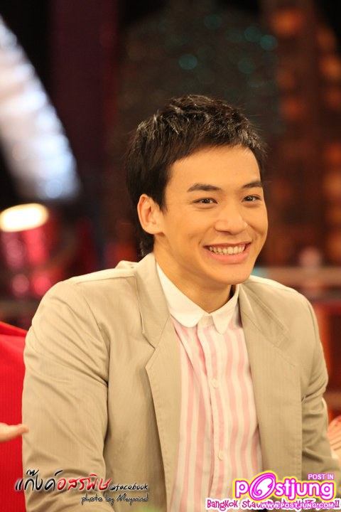 โตโน่ / บี้ / นก-สินจัย อัดรายการ Bangkok Station