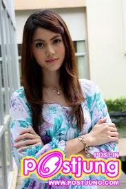 ใหม่ ดาวิกา