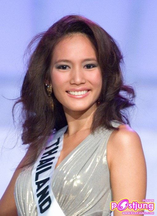 ชาม สาวไทยที่สามารถลบคำสบประมาทของคนไทยบนเวทีmu.2006