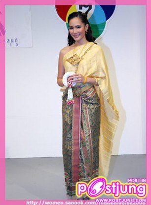 ชาม สาวไทยที่สามารถลบคำสบประมาทของคนไทยบนเวทีmu.2006