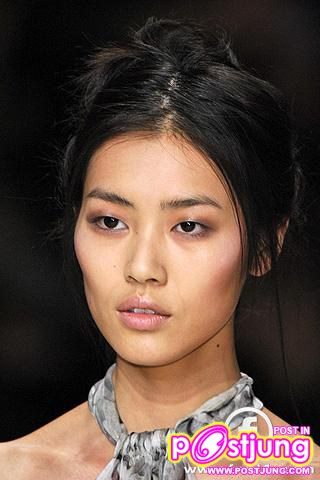 Liu Wen นางแบบอันดับ 10 ของโลก จาก models.com