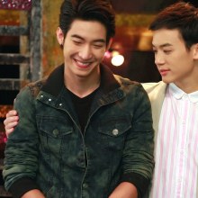 บี้ โต่โน่ พี่นก @ บางกอก station น่ะค่ะ