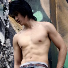 หนุ่มหล่อ  เบาๆ