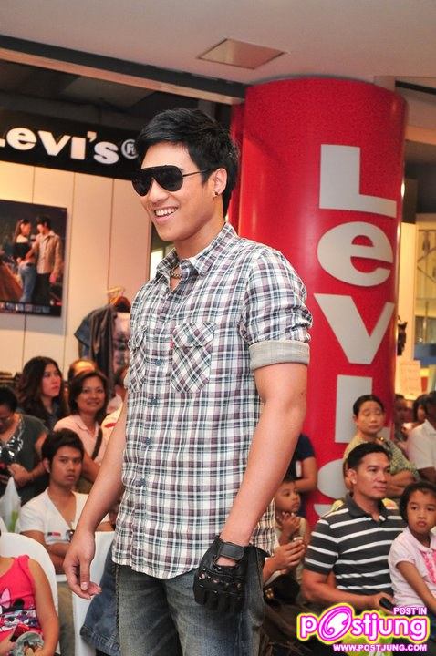 แคทลียา อิงลิช งานLEVI'S 501 MONTH @โคราช