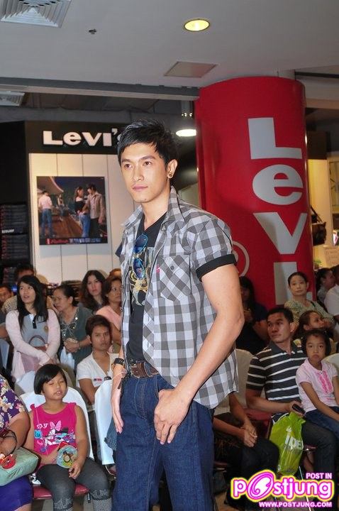 แคทลียา อิงลิช งานLEVI'S 501 MONTH @โคราช