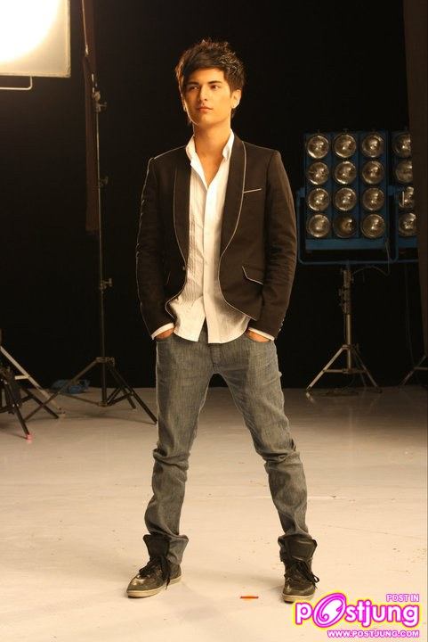 ชิน-ชินวุฒิ เบื้องหลังโฆษณาผลิตภัณฑ์ระงับกลิ่นกาย  Exit Never Stop