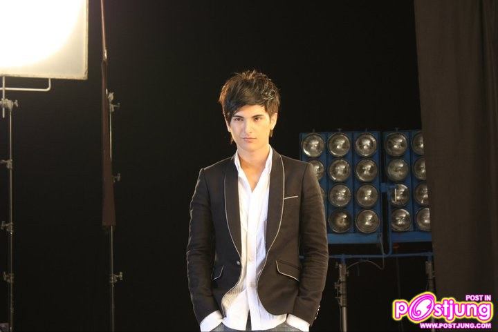 ชิน-ชินวุฒิ เบื้องหลังโฆษณาผลิตภัณฑ์ระงับกลิ่นกาย  Exit Never Stop