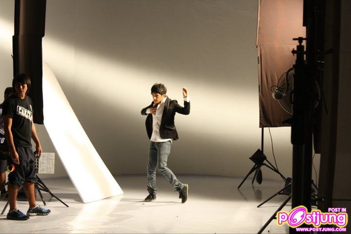 ชิน-ชินวุฒิ เบื้องหลังโฆษณาผลิตภัณฑ์ระงับกลิ่นกาย  Exit Never Stop