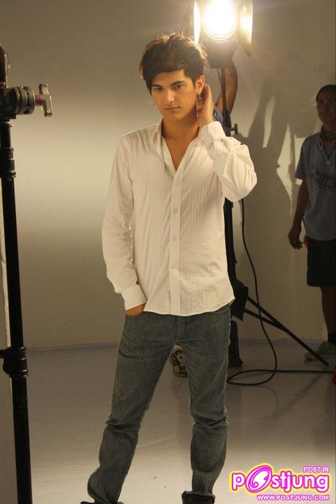 ชิน-ชินวุฒิ เบื้องหลังโฆษณาผลิตภัณฑ์ระงับกลิ่นกาย  Exit Never Stop