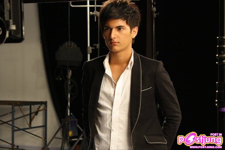 ชิน-ชินวุฒิ เบื้องหลังโฆษณาผลิตภัณฑ์ระงับกลิ่นกาย  Exit Never Stop