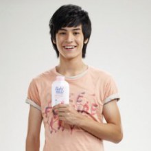 เก้า-จิรายุ เบี้องหลังโฆษณาแป้งเบบี้มายด์ สวีทตี้พิ้งค์