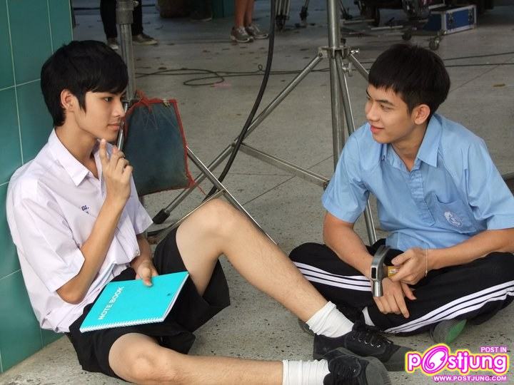 เก้า-จิรายุ ในชุดนักเรียน