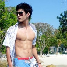 หนุ่มตี๋เนื้อแน้นๆแข็งแรงสุดยอด