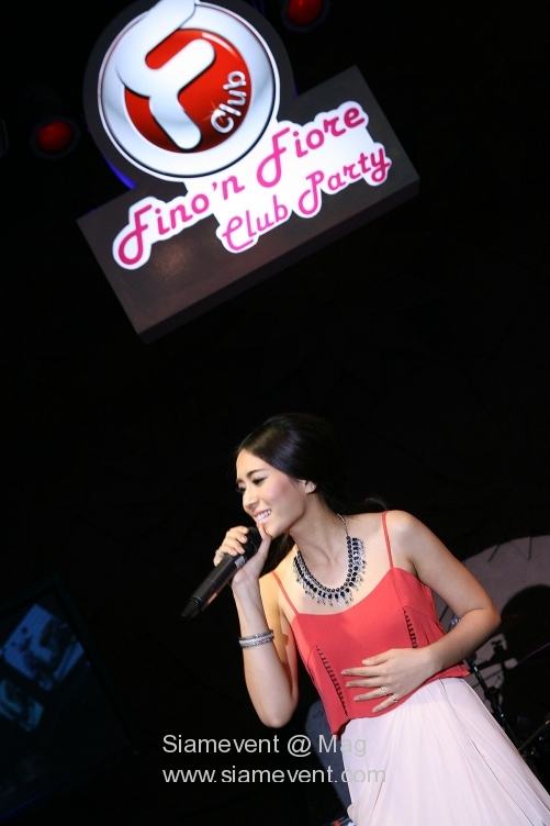 ประชันนางฟ้าเมืองไทย ริต้า ชมพู่ พลอย หยาด จุ๋ย