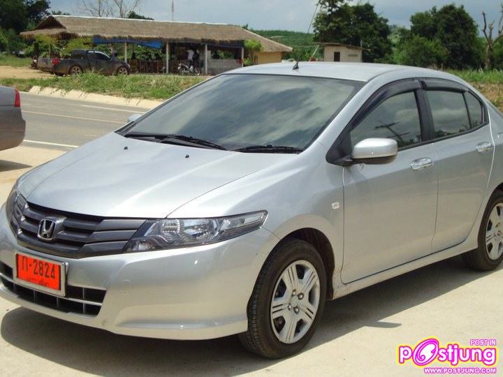 ขอโชว์รถหน่อยนะคันนี้หละที่ขับไปหัวหินเเต่ถ่ายไว้ที่วังนํ้าเขียว สวยมั้ย