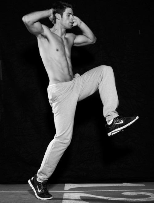 ออกกำลังกายกับ Supermodel Chad White