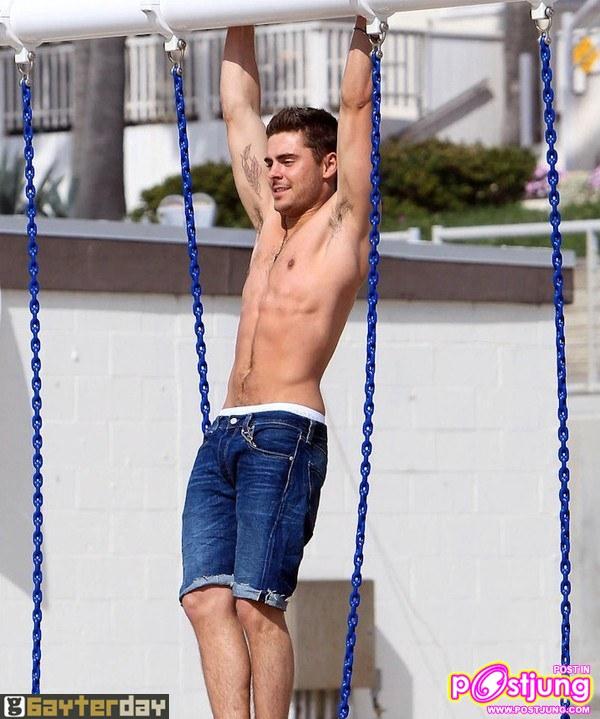 แซค แอฟรอน - Zac Efron