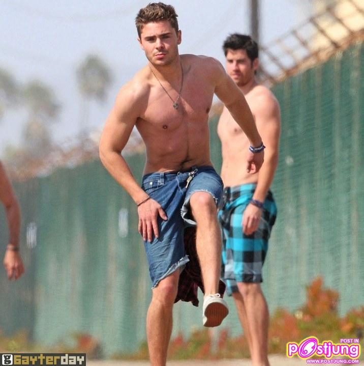 แซค แอฟรอน - Zac Efron