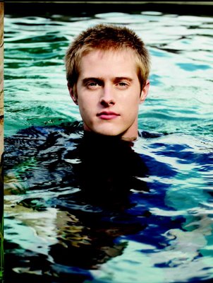 Lucas Grabeel จาก high school musical