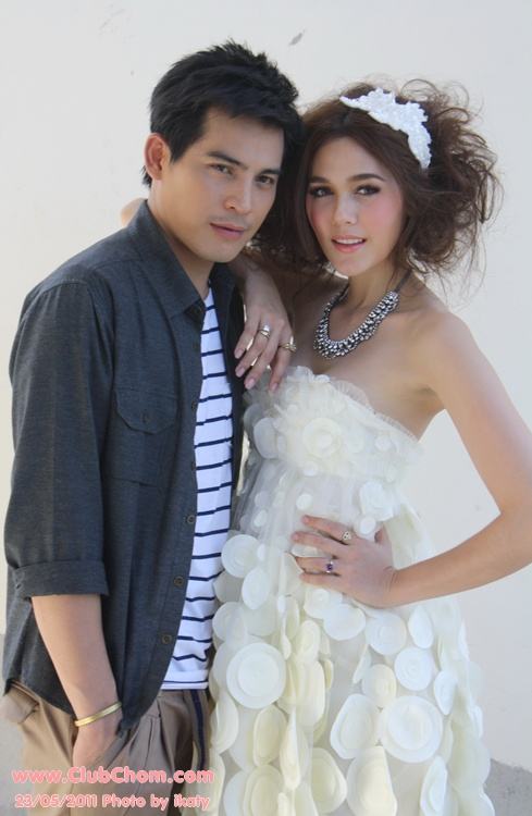 ชมพู่ อารยา ในพิธีบวงสรวงต้มยำลำซิ่ง