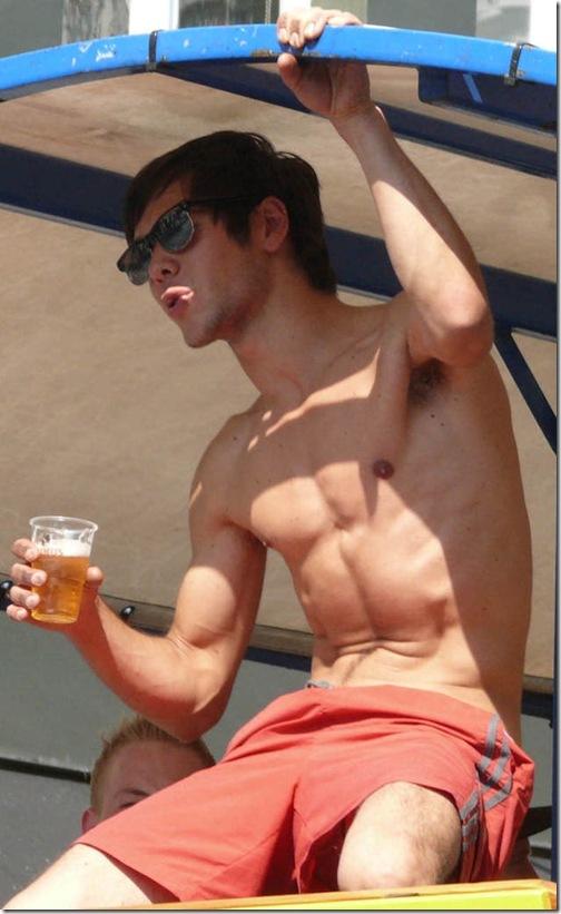 เที่ยงนี้ทานอะไรดีครับ