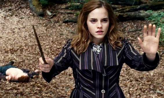 Emma Watson as Hermione set  (part 7)