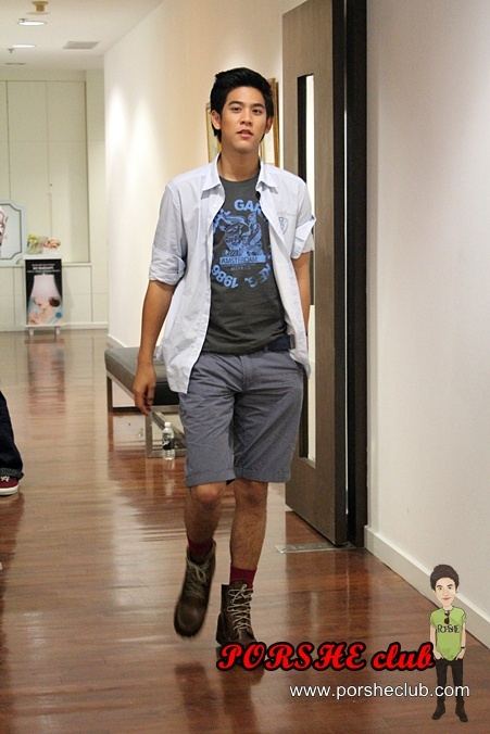 พอร์ช-ศรัณย์ เดินแบบงานCentral Men with style 2011 @เซ็นทรัลชิดลม