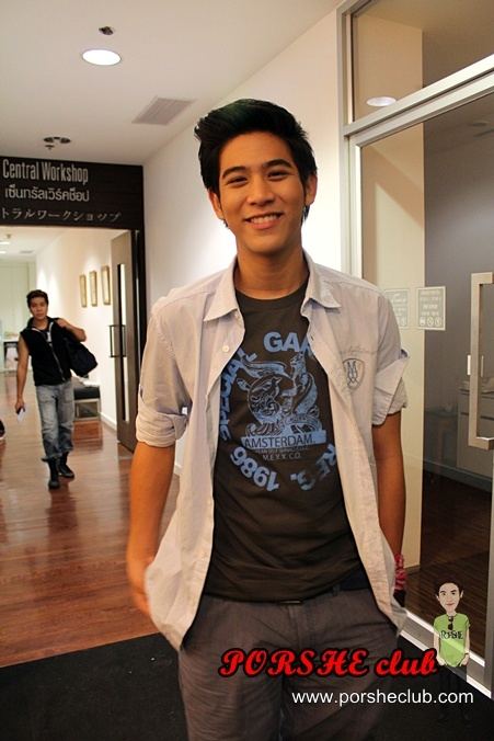 พอร์ช-ศรัณย์ เดินแบบงานCentral Men with style 2011 @เซ็นทรัลชิดลม