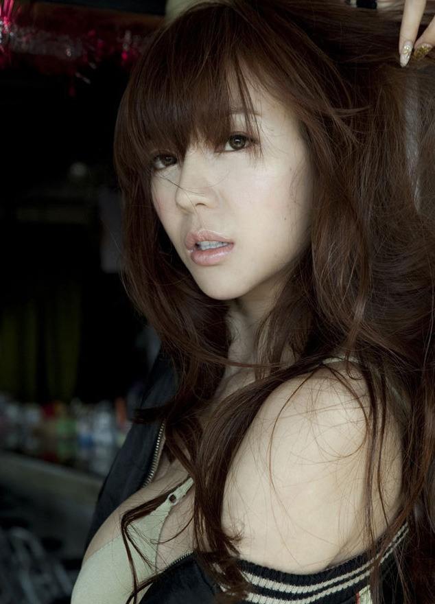 โจว เหว่ย ตง เซ็ตใหม่ล่าสุดเซ็กซี่อีกแล้ว