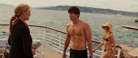 ไม่มีใครปฏิเสธเขาashton kutcher