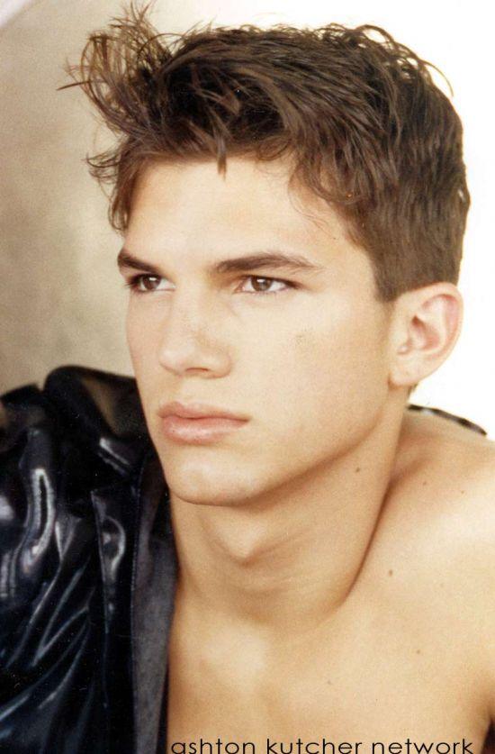 ไม่มีใครปฏิเสธเขาashton kutcher