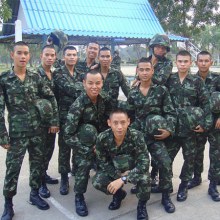 มาแอบดูคนในเครื่องแบบกันเถอะค๊ะ !!~