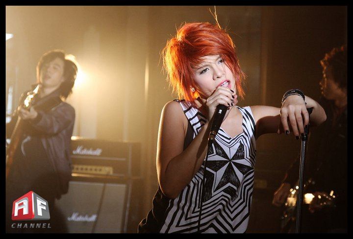 พะแพง เบื้องหลัง MV. นิสัยไม่ดี