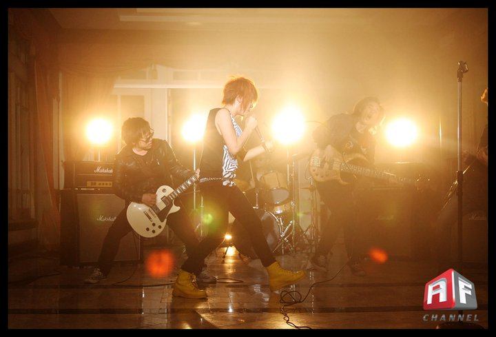 พะแพง เบื้องหลัง MV. นิสัยไม่ดี