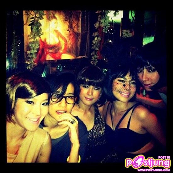 วันเกิด เมย์เฟื่อง กับผองเพื่อน