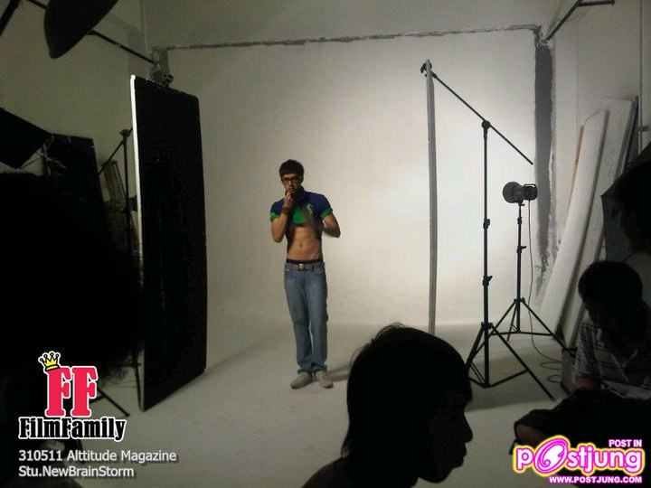 ฟิล์ม-รัฐภูมิ เบี้องหลังถ่ายแบบนิตยสาร Attitude Magazine