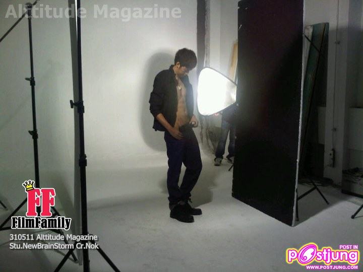 ฟิล์ม-รัฐภูมิ เบี้องหลังถ่ายแบบนิตยสาร Attitude Magazine