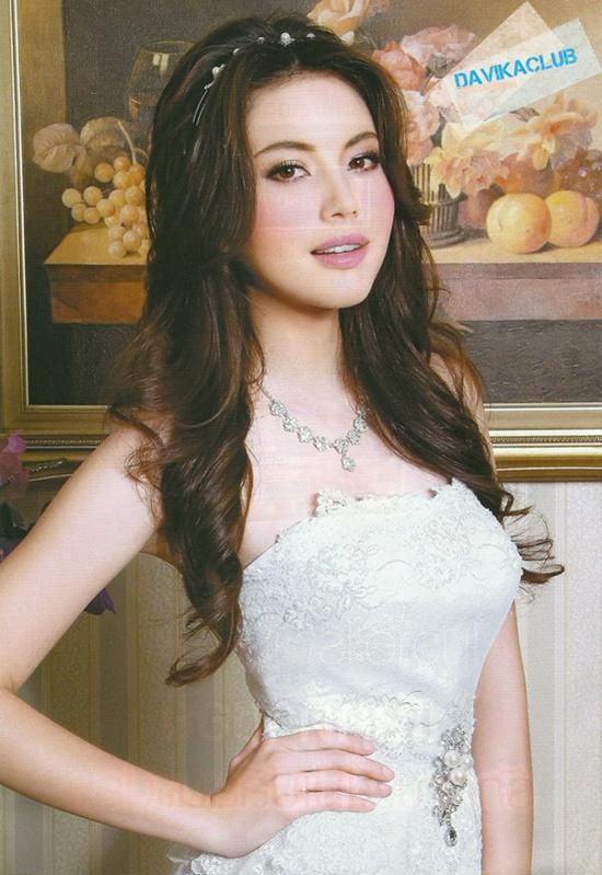 ใหม่-ดาวิกา @ นิตยสารหญิงไทย ฉบับที่ 856 ปักษ์แรก มิถุนายน 2554