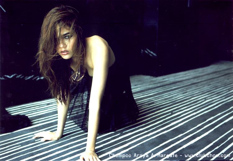 มาร่วมโหวตให้ ชมพู่ อารยา ได้เป็นสาวเซ็กซี่ที่สุดแห่งปี FHM