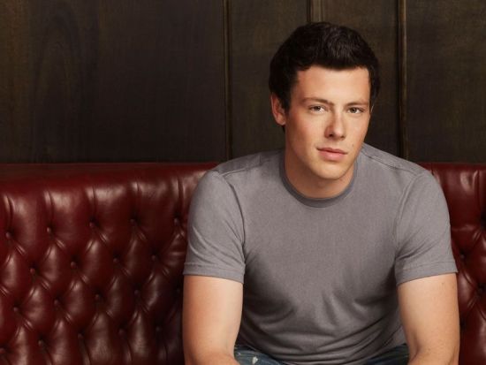หนุ่ม Cory Monteith หรือFinn Hudsonใน glee